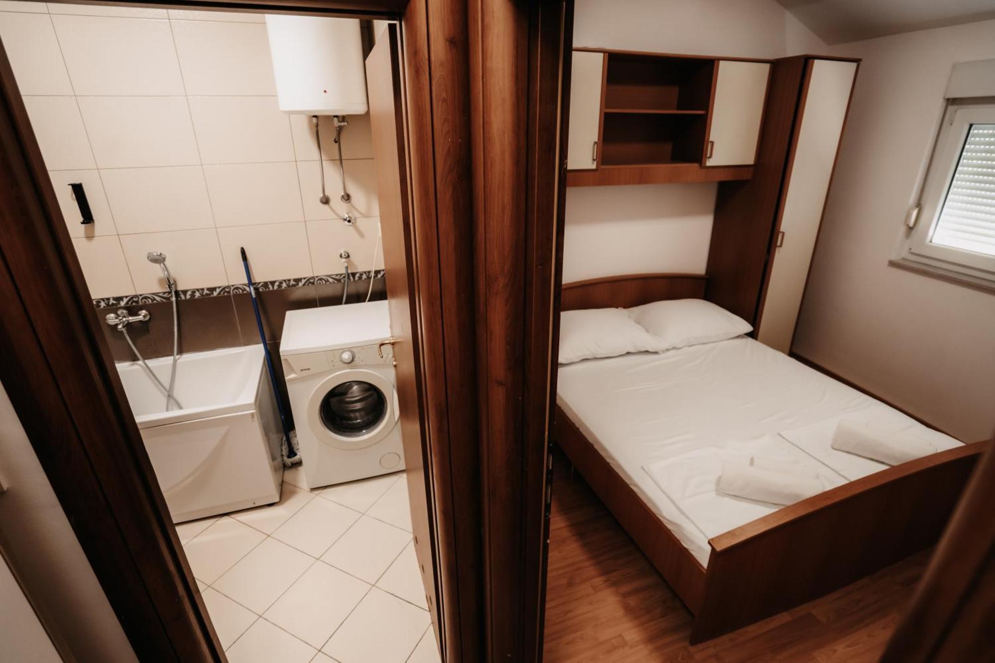 Riverside Apartments Mostar Extérieur photo