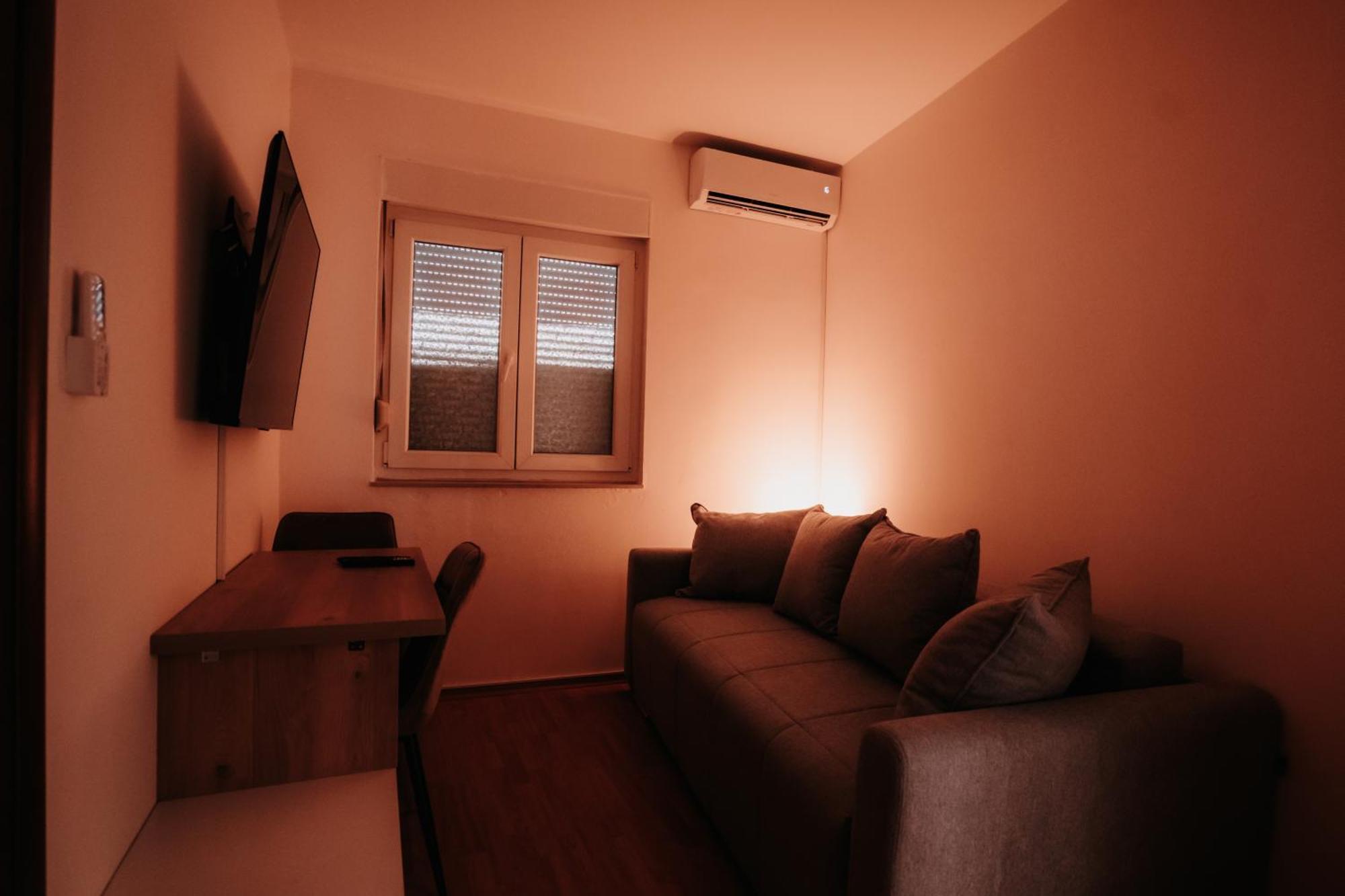 Riverside Apartments Mostar Extérieur photo