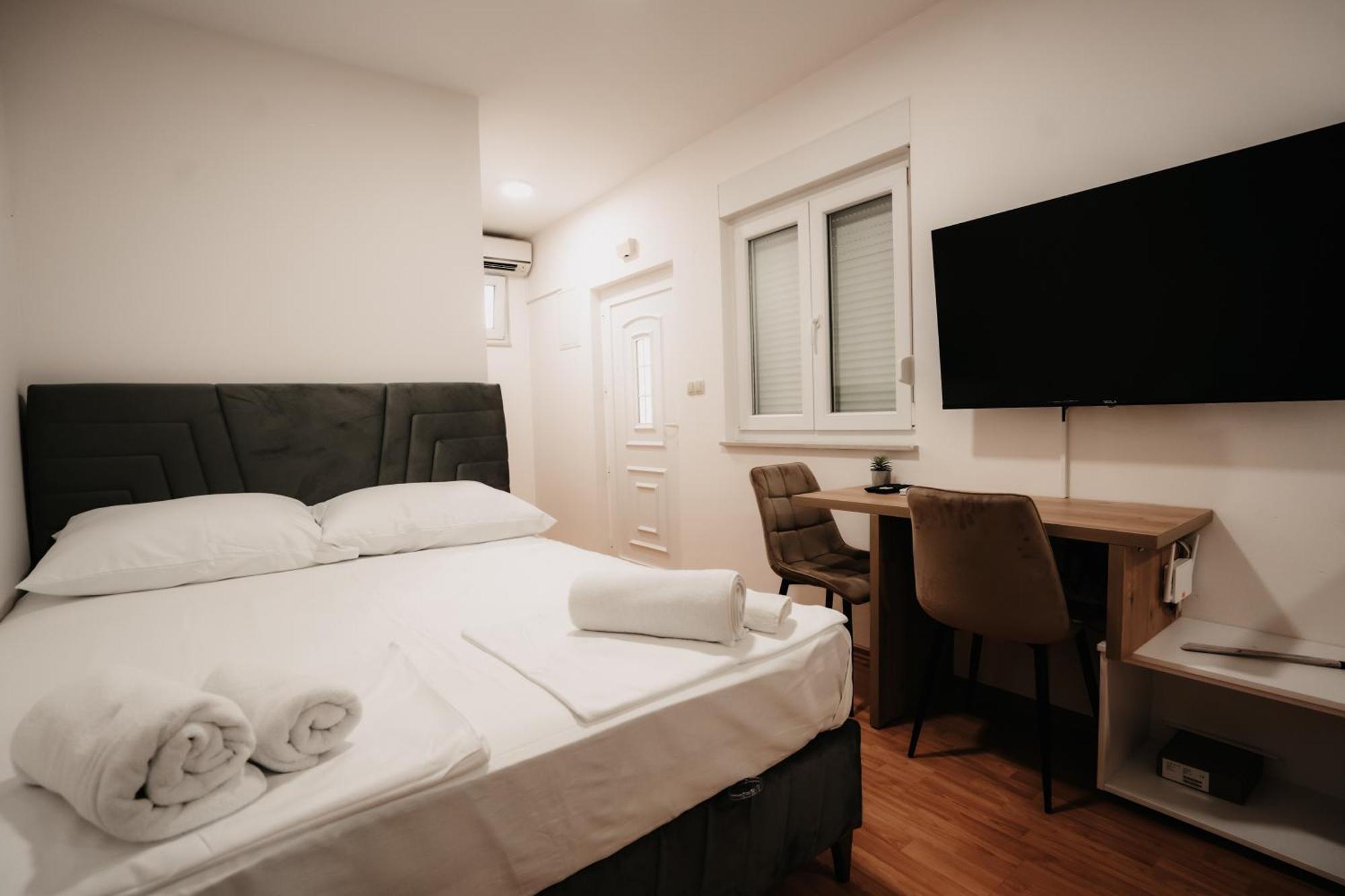 Riverside Apartments Mostar Extérieur photo